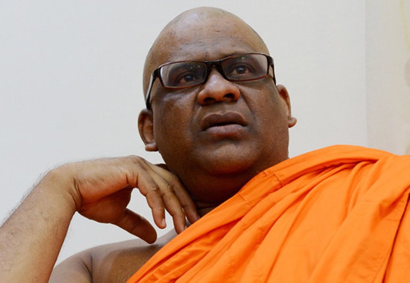  Gnanasara Thera apologizes to Muslims  