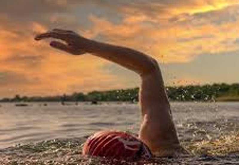 Swimmer from Bengaluru dies while swimming from SL to India
