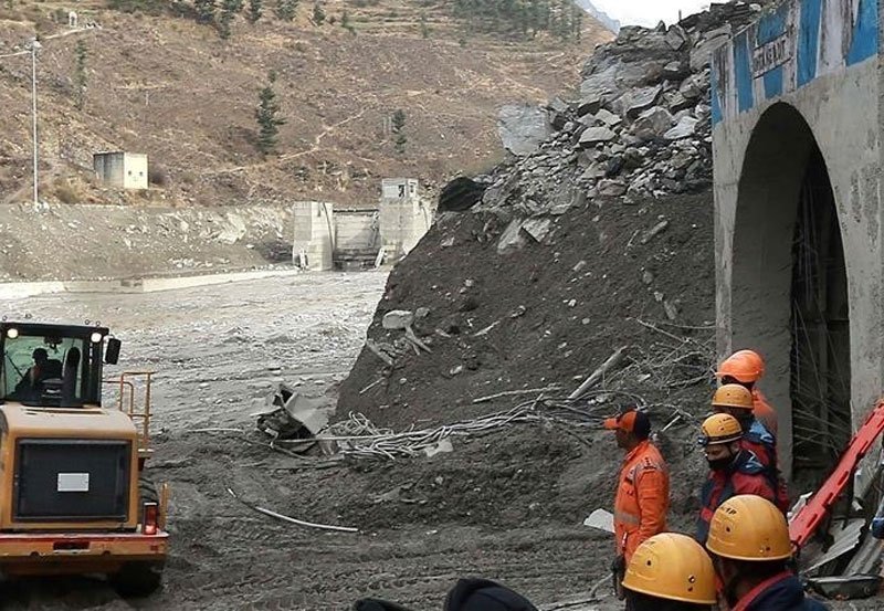 Death toll in China road collapse climbs to 36