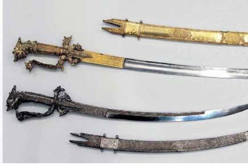 Govt moves to reclaim Sri Lankan artifacts abroad