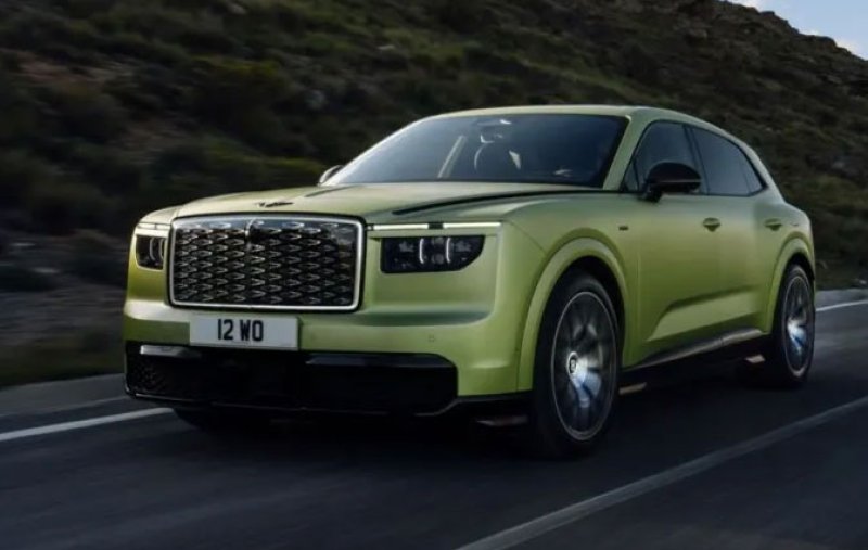 Bentley unveils its first fully electric car