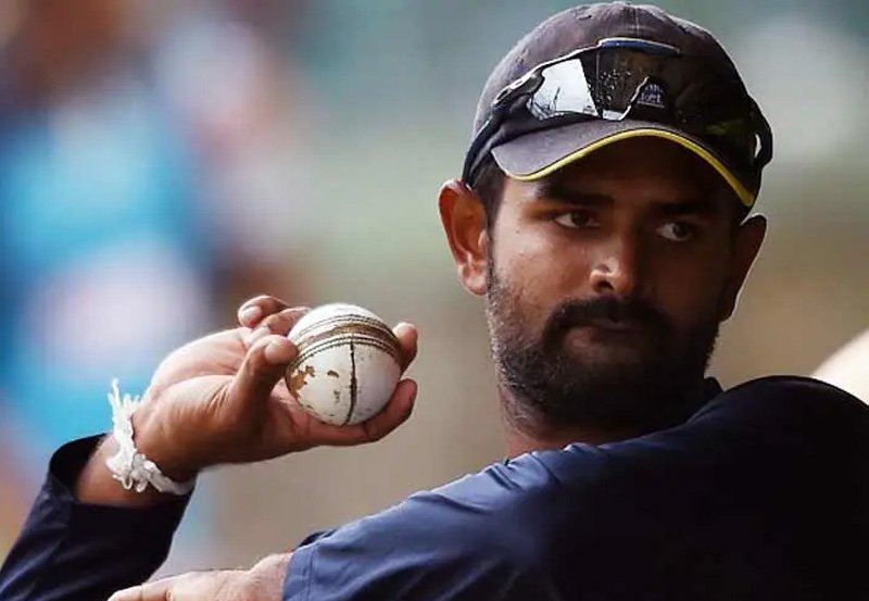 Lahiru Thirimanna injured in car accident