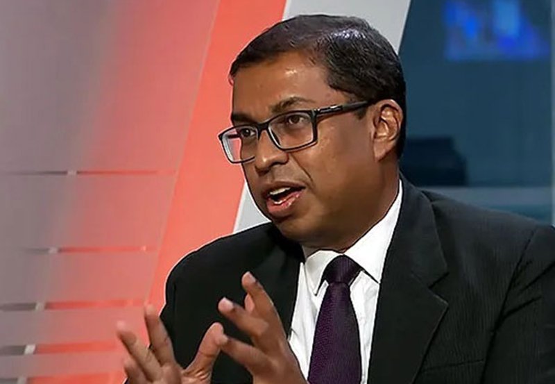 Saliya Pieris rebuts President's claim of PM ambitions