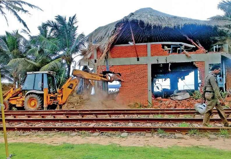 Suspected drug lord&rsquo;s seaside hotel built on Govt. land