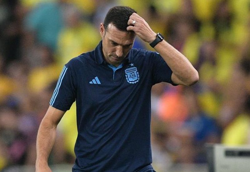 Argentina's World Cup-winning boss says he may resign