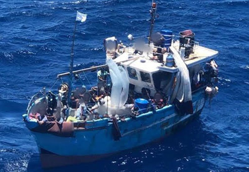 R&eacute;union Island repatriates Sri Lankans for illegal migration
