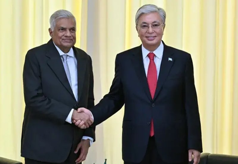 Kassym-Jomart invites RW to Astana  International Forum