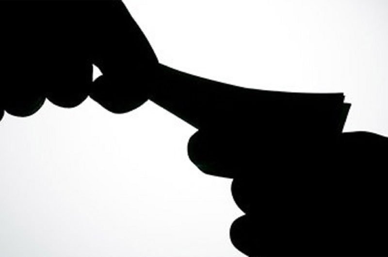 Land officer arrested for bribery in Kekirawa