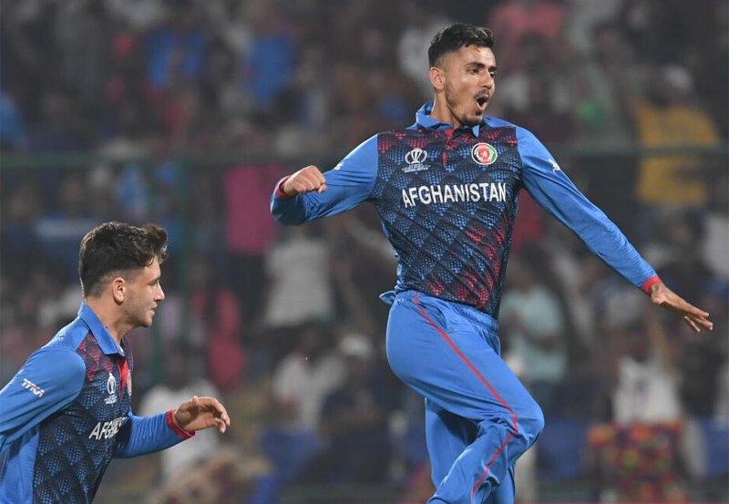 Afghanistan allows three players to receive central contract