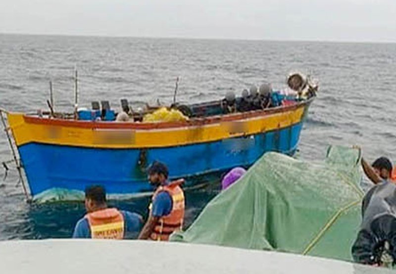 SL Navy Seizes 29 Indian trawlers, detains 196 fishermen 