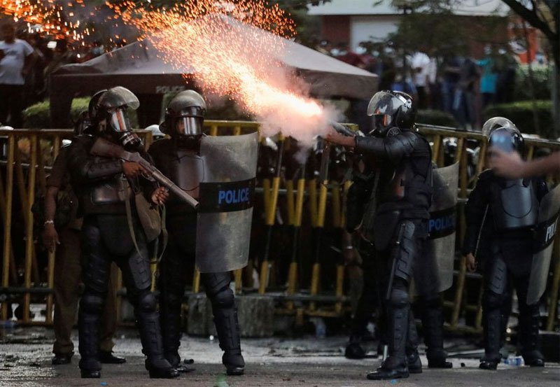 Sri Lanka: Unlawful use of weapons in policing of protests