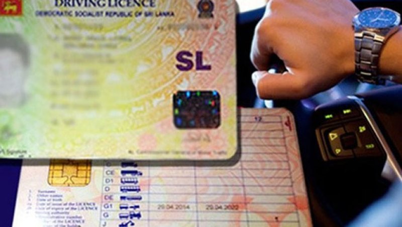 Distribution of driving license cards begins