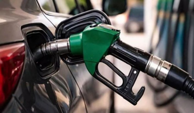 Govt weighs September fuel prices