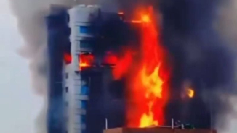 Bangladesh unrest: 24 killed as mob torches hotel