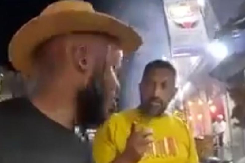 Vendor arrested for harassing foreigner over Kottu Roti 