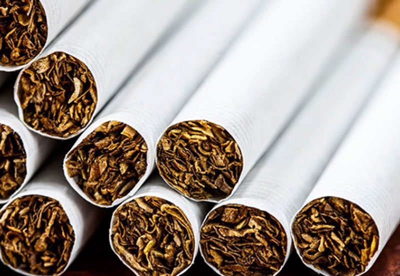 Smuggler nabbed with Rs. 2 Mn worth of foreign cigarettes