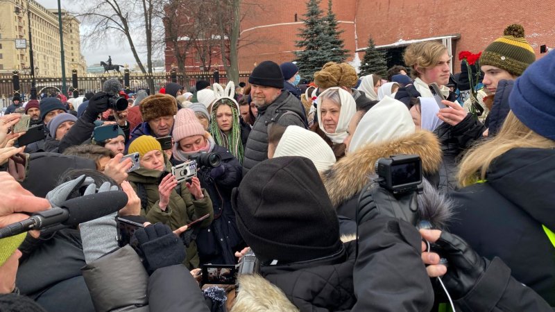 Dozens of journalists detained in Moscow 