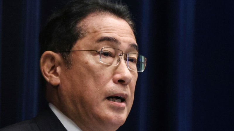 Japan&rsquo;s Prime Minister says he will step down next month