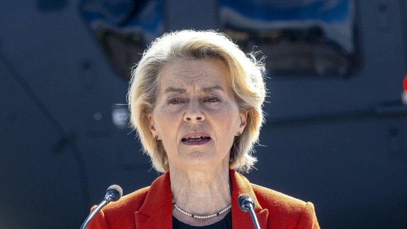 Plane carrying EU&rsquo;s top leader targeted by Russian jamming 