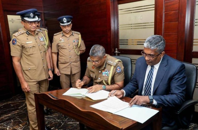 SEC and Police Sign MoU to Combat Money Laundering 