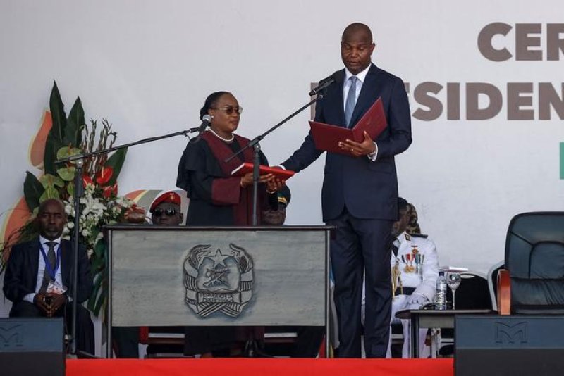 Mozambique's New Prez  Sworn In despite opposition boycott