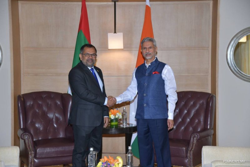 India extends budgetary support to Maldives