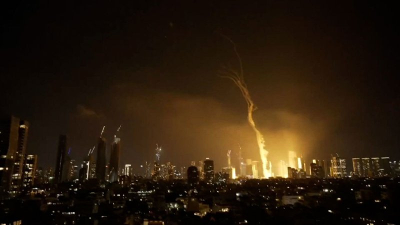 4 Sri Lankans injured in missile strike near Dimona, Israel