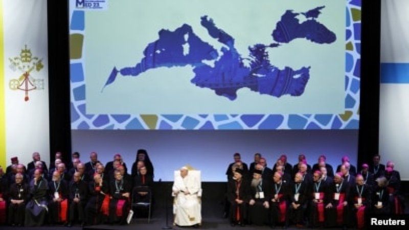 Pope says migrants at sea 'Must Be Rescued'