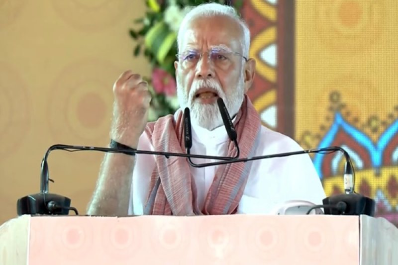 India will identify, track &amp; punish every terrorist - Modi 