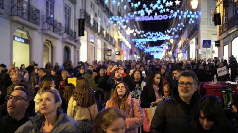 World population will be more than 8billion people on Jan