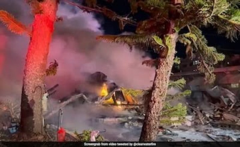 Several Dead After Small Plane Crashes in US