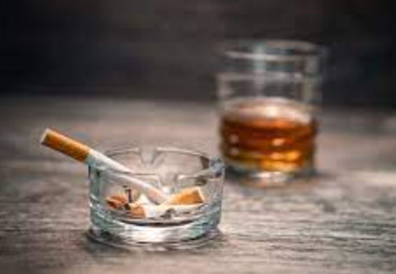 Sri Lanka sees decline in liquor and cigarette consumption 