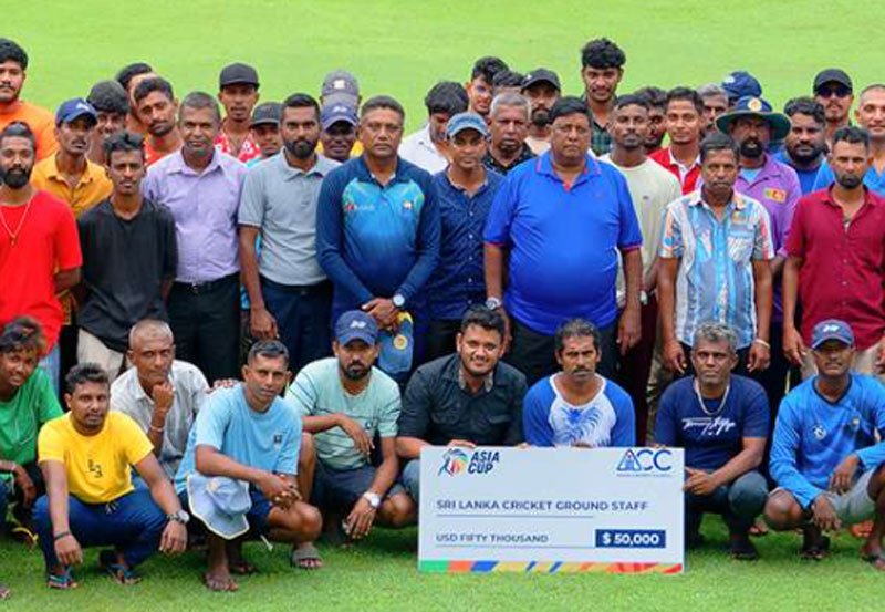 Ground Staff at SLC rewarded with cash incentives