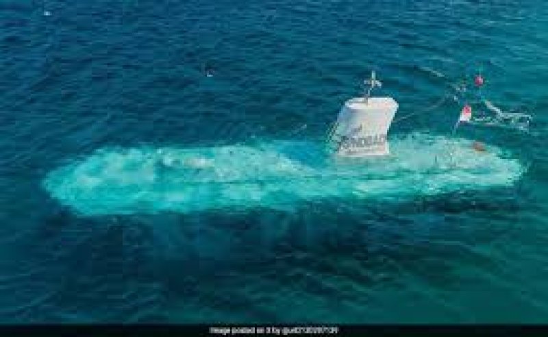 6 dead after tourist submarine sinks off Egypt&rsquo;s coast