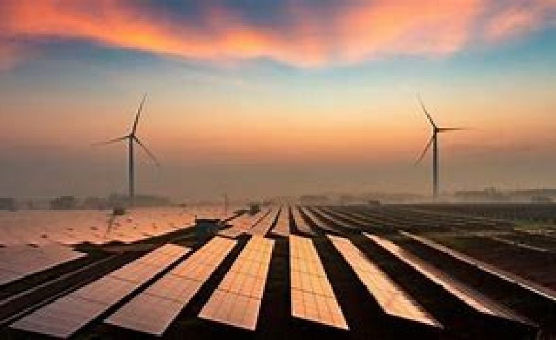   India builds its largest renewable energy project