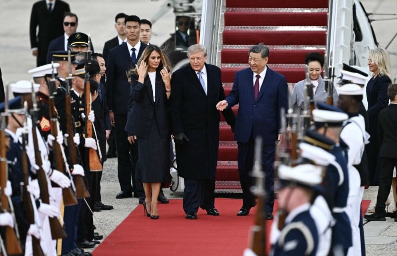 China&rsquo;s Xi arrives to Trump welcome on state visit