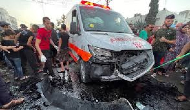 Israel strikes ambulance near Gaza hospital, 15  killed