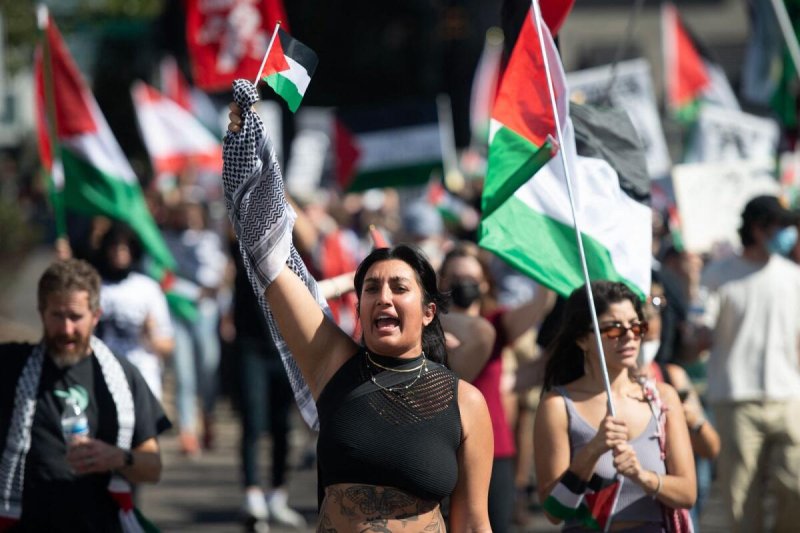 Thousands around the world protest against  Middle East war 