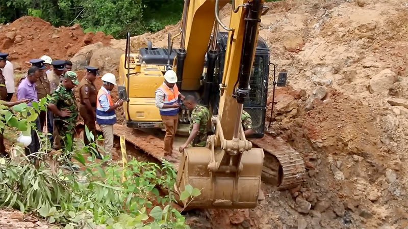 Excavation Efforts Continue in Veyangoda Area  
