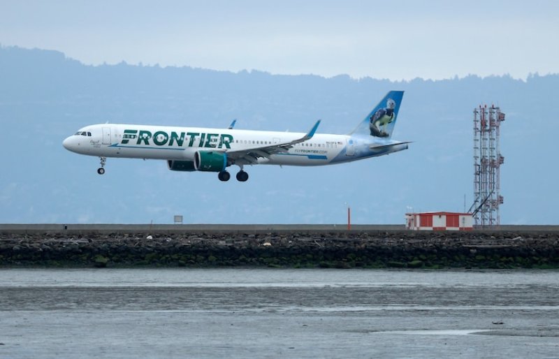 Gun magazine found on Frontier Airlines flight