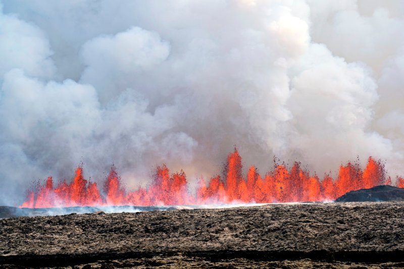 Iceland volcano dramatically erupts again 