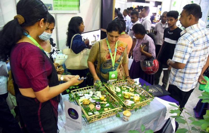 Exhibition &amp; Trade Fair on traditional Medicine starts 