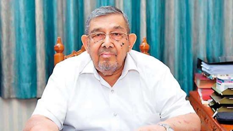 Renowned Businessman Inayet Akbarally Passes away 