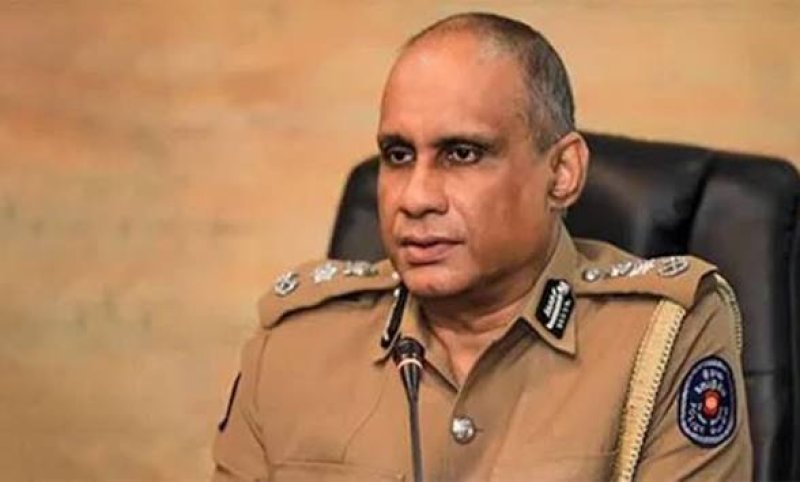 Former IGP C.D. Wickramaratne dies by Suspected Sucide