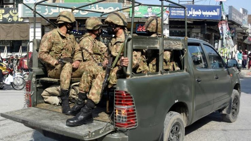 15 Killed In Suicide Bombing In Pakistan