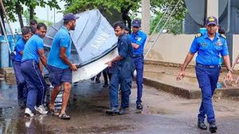 Navy deploys 171 disaster relief teams amid adverse weather
