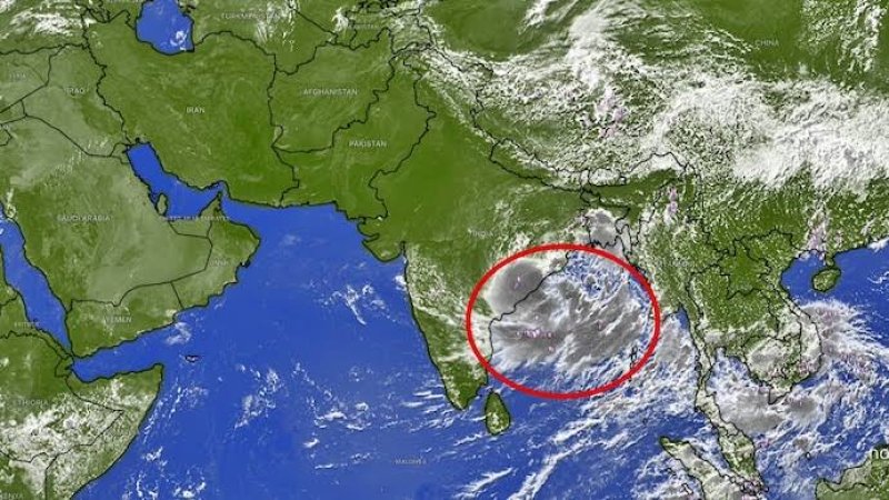 Bay of Bengal depression moves toward India