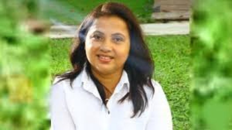 Wife of former minister Jagath Pushpakumara dies 