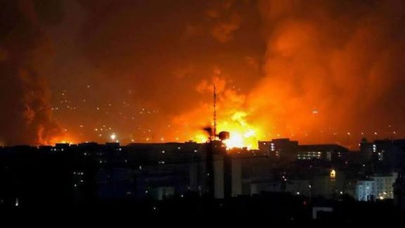 Huge explosions rock major Tehran airport 