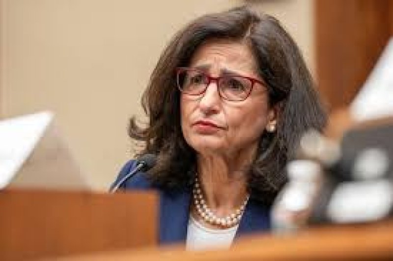   President of Columbia University resigns